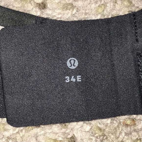 Lululemon Awake To Lace Black & Cream Racerback Sports Bra 34E EUC - Picture 8 of 8